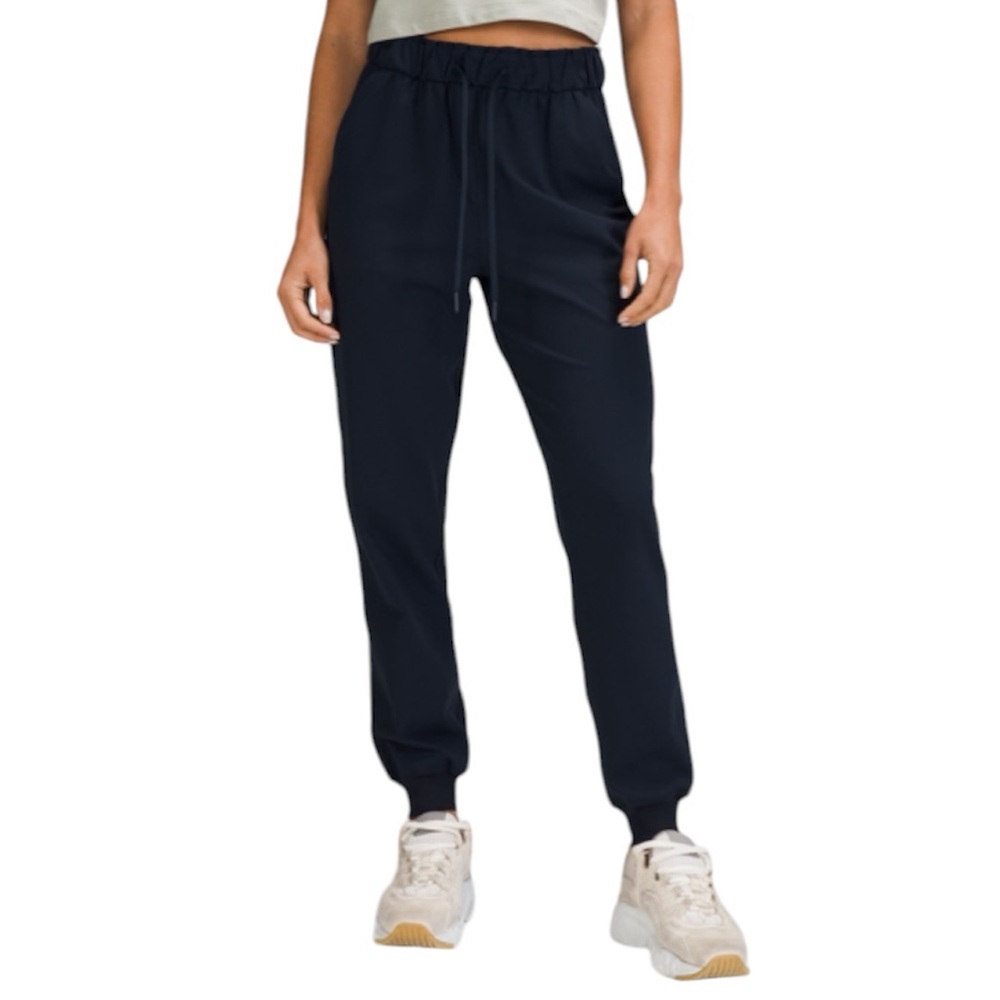 Lululemon Stretch High Rise Jogger, shorter length, Navy